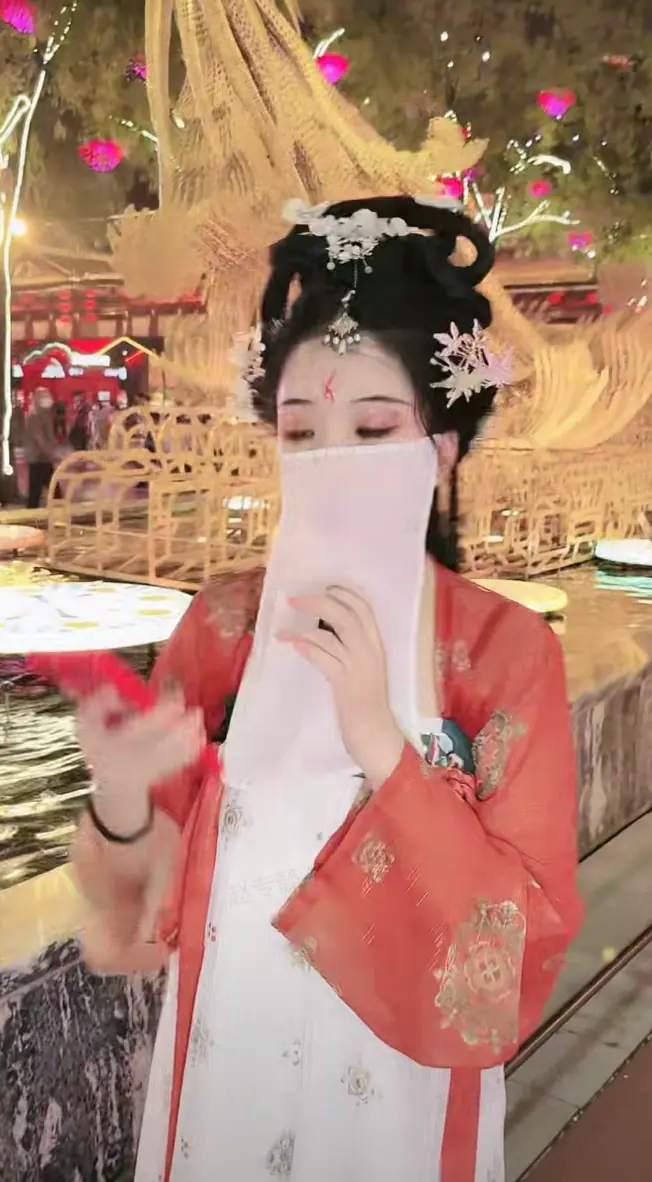 《抖音生活服务达人学习手册》 持续深耕：价值化内容 + 精细化运营（2） 配图 5