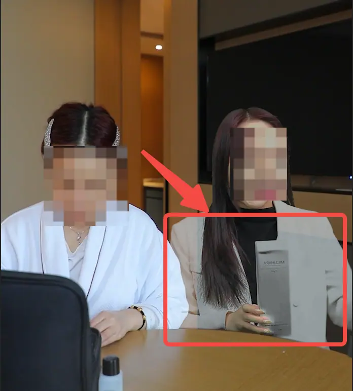 《「虚拟直播间」-素材使用注意事项》 （5）主播/产品存在“透明”现象？ 配图 2